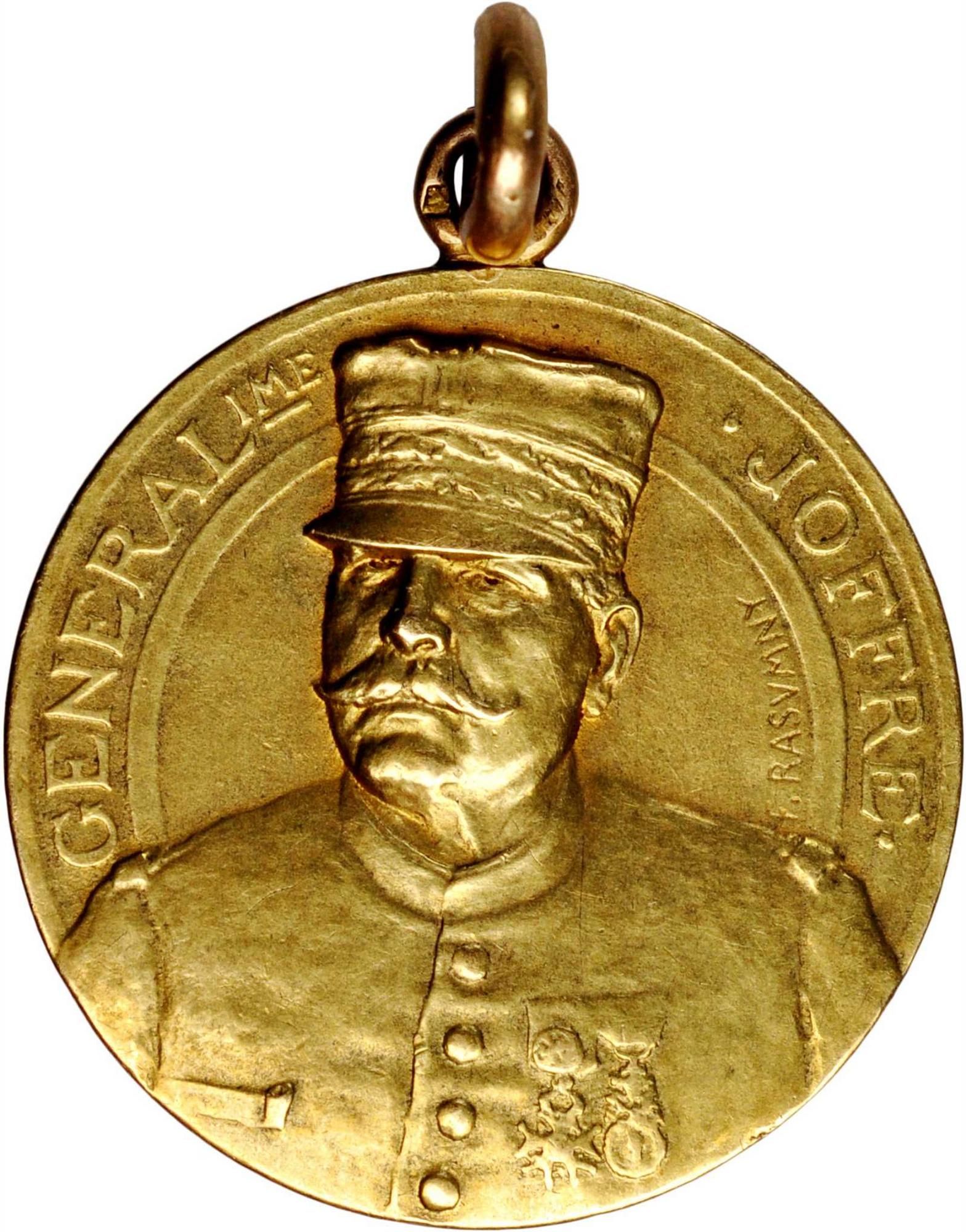 G057 Rare FRANCE. Homage to General Joffre Gold Medal, ND (ca. 1