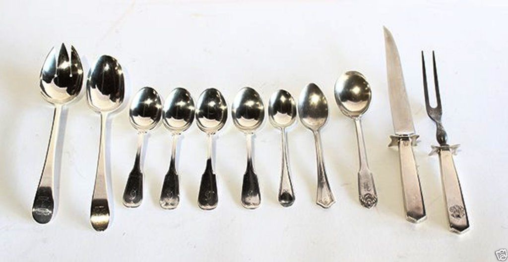 A002 8 English American sterling silver spoons & 1 fork (sterlin