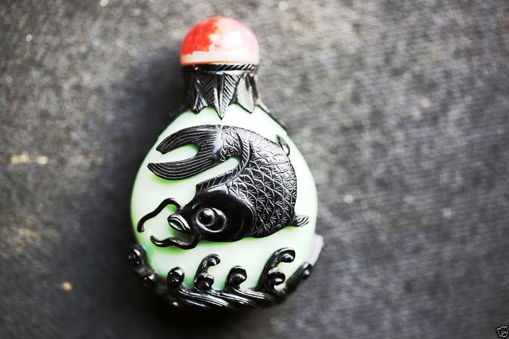 S002 Antique Estate Chinese  overlay grass snuff bottle